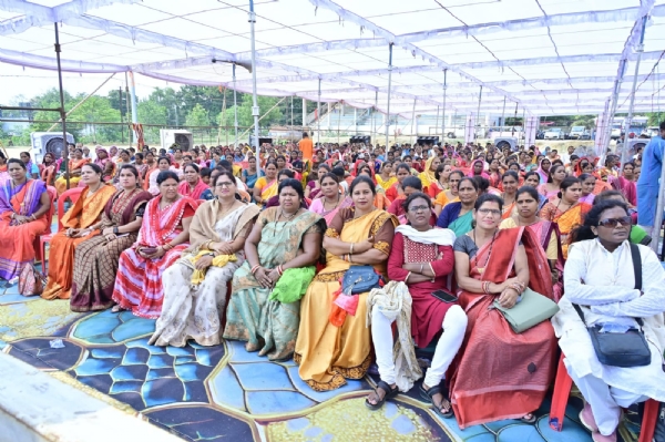 सरकंडा खेल परिसर में आयोजित समारोह में बेलतरा विधानसभा क्षेत्र में विकास कार्यों का शिलान्यास सरकंडा खेल परिसर में आयोजित समारोह में बेलतरा विधानसभा क्षेत्र में विकास कार्यों का शिलान्यास