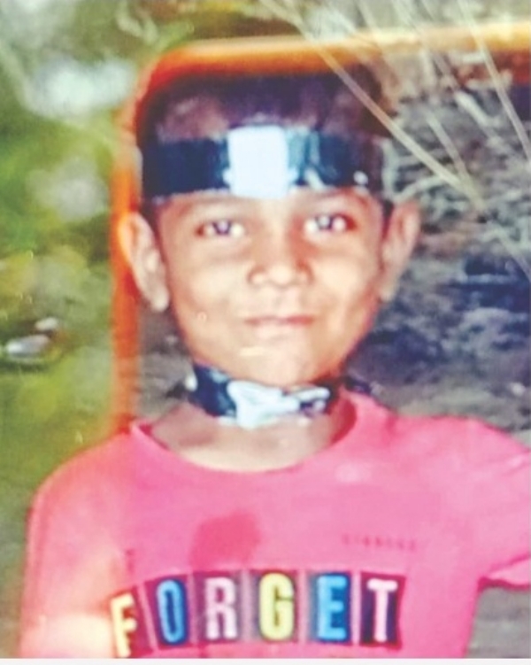 होटल की 6टी मंजिल से गिरकर खण्डवा जिले के बच्चे की मौत