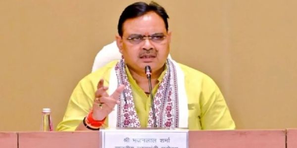 केन्द्र सरकार ने राज्य की 40 सड़क परियोजनाओं के लिए 1914 करोड़ रूपए से अधिक की राशि की स्वीकृत
