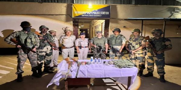 इंफाल ईस्ट से विस्फोटक और हथियारों का जखीरा बरामद