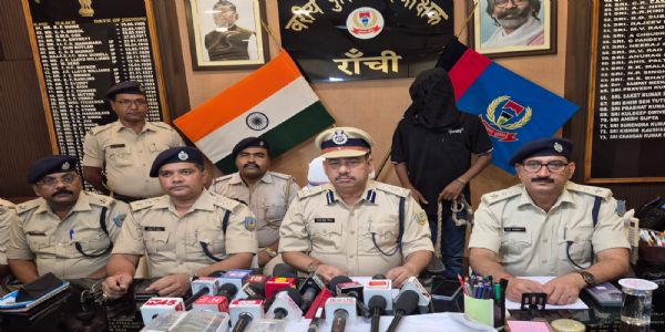 ब्राउन शुगर के साथ एक तस्कर गिरफ्तार