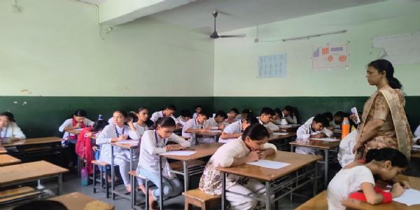 मंदसौरः जैनत्व संस्कार शिक्षण बाल शिविर में दंत स्वास्थ्य सत्र एवं परीक्षा का आयोजन