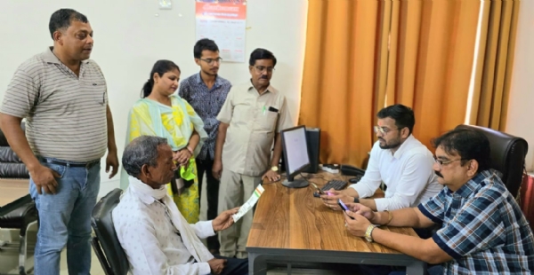 कार्यक्रम के दौरान लिया गया छाया चित्र