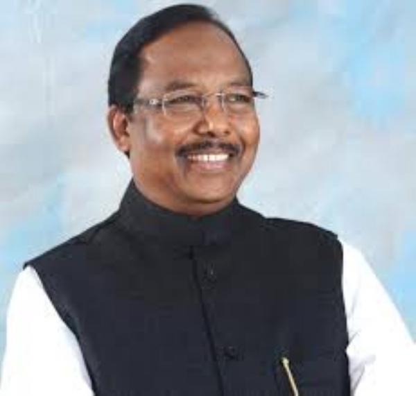 कृषि मंत्री रामविचार नेताम