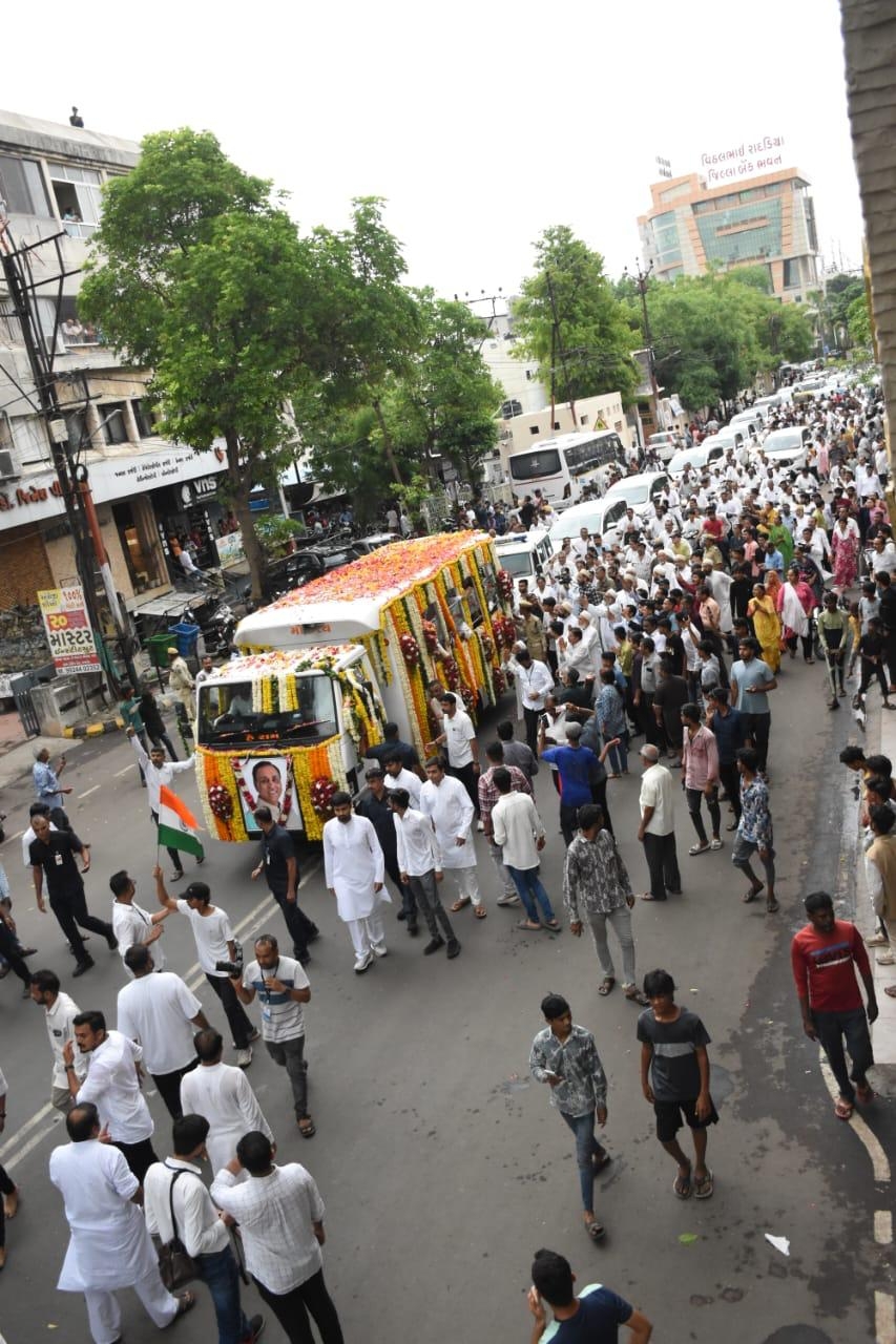 अमित शाह समेत कई नेताओं ने श्रद्धांजलि दी