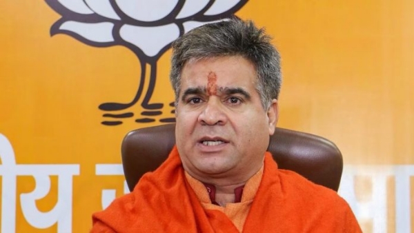 केंद्र ईरान में फंसे जम्मू-कश्मीर के छात्रों और व्यापारियों की सुरक्षा के लिए आवश्यक कदम उठा रहा है -भाजपा नेता