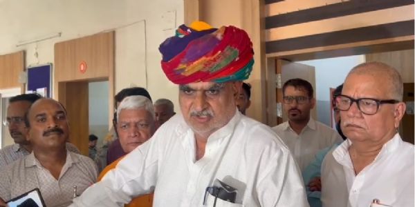 कांग्रेस ने संविधान को सैंकडों बार पैरों तले रोंदा : खर्रा
