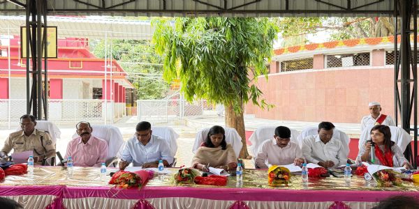अंगराबारी में 11 जुलाई सेे शुरू होगा श्रावणी मेला, उपायुक्त ने की बैठक