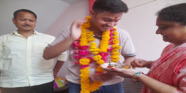 झांसी का देवेन्द्र बना असिस्टेंट कमांडेंट, देश में पाई 41वीं रैंक