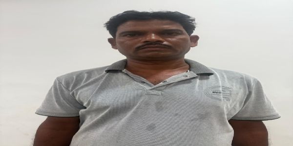 बलरामपुर : पशु तस्करी के फरार आरोपित को पुलिस ने किया गिरफ्तार