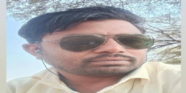 झाबुआ: फायर ब्रिगेड चालक ने ट्रेन के सामने आकर दी जान