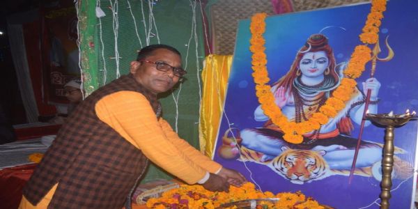 आध्यात्मिकता व भक्ति मार्ग पर चलकर संतों भक्तों ने परमात्मा को साधा है : आचार्य अशोक