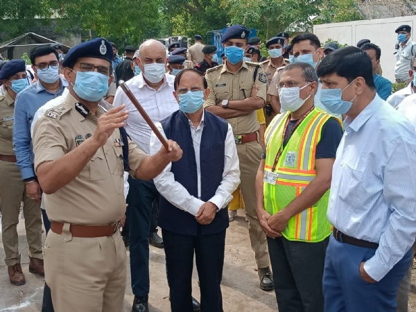 प्रधानमंत्री के प्रधान सचिव डॉ. पी. के. मिश्रा