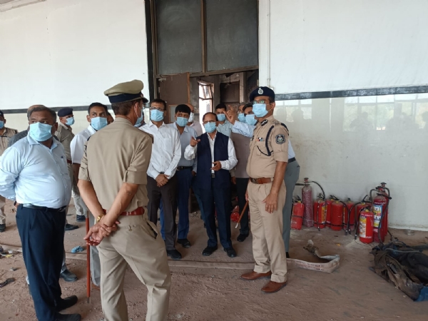 प्रधानमंत्री के प्रधान सचिव डॉ. पी. के. मिश्रा
