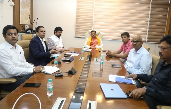 मप्रः ट्रिवीट्रॉन हेल्थकेयर के प्रतिनिधि मंडल ने की उप मुख्यमंत्री शुक्ल से सौजन्य भेंट मप्रः ट्रिवीट्रॉन हेल्थकेयर के प्रतिनिधि मंडल ने की उप मुख्यमंत्री शुक्ल से सौजन्य भेंट