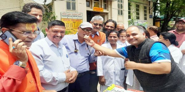 पूर्व सीएम कोश्यारी के जन्मदिवस पर विविध सेवा कार्यक्रमों का आयोजन