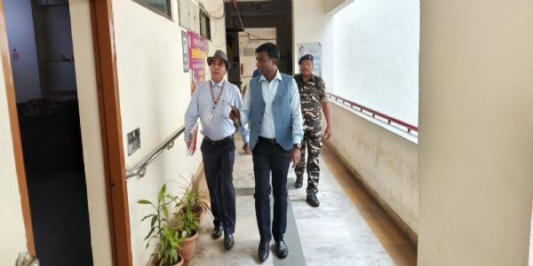डीसी ने किया औचक‍ निरीक्षक, मची हडकंप