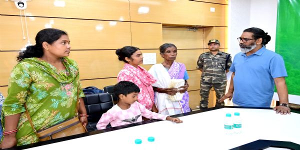 झारखंड हमेशा अपने बलिदानियों का ऋणी रहेगा : मुख्यमंत्री