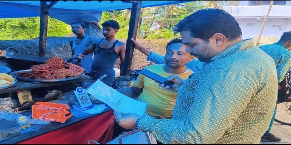 प्रशासन की छापेमारी में तीन किलो नकली पनीर बरामद, 10 हजार जुर्माना