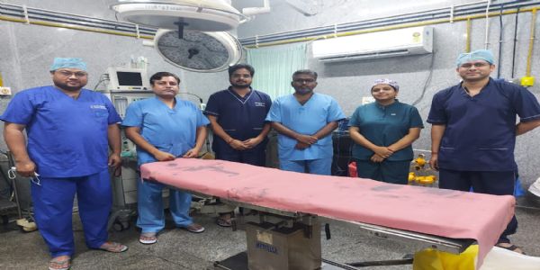 अम्बेडकर अस्पताल में मरीज के सिस्टिक लिम्फेंजियोमा ऑफ़ रेट्रोपेरिटोनियम का सफल ऑपरेशन
