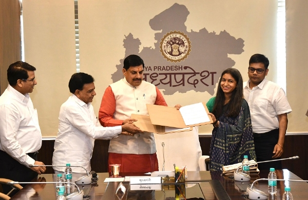 मध्य प्रदेश राज्य नीति आयोग ने चार एनजीओ के साथ किये एमओयू मध्य प्रदेश राज्य नीति आयोग ने चार एनजीओ के साथ किये एमओयू