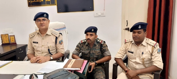 प्रेसवार्ता का फोटो