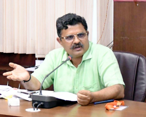 अपर जिलाधिकारी विवके रॉय।