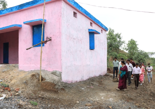 कलेक्टर द्वारा निरीक्षण
