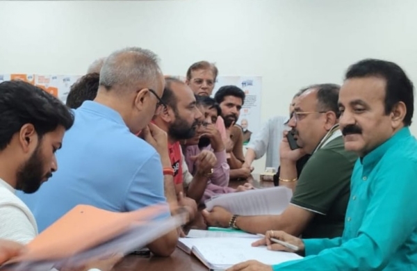 विक्रम रंधावा ने भाजपा मुख्यालय में जनता दरबार लगाया