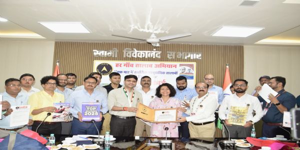 लखीमपुर खीरी में योगी सरकार के प्रयासों से एक माह में जल संरक्षण के लिए बने 1030 तालाब