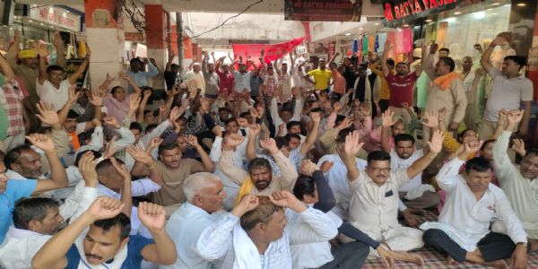 पानीपत: नगर निगम ने सफाई कर्मचारी यूनियन प्रधान पर कराई एफआईआर, बचाव आई कांग्रेस