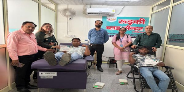 रक्तवीरों को सम्मान, रेलवे बोर्ड सदस्य ने बढ़ाया उत्साह
