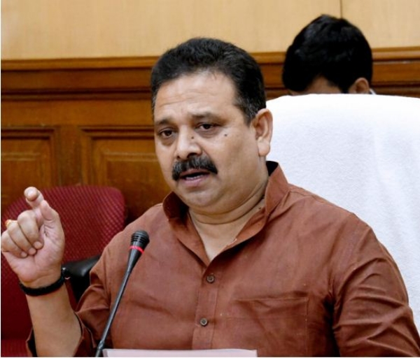 स्टांप तथा पंजीयन राज्य मंत्री  रवींद्र जायसवाल