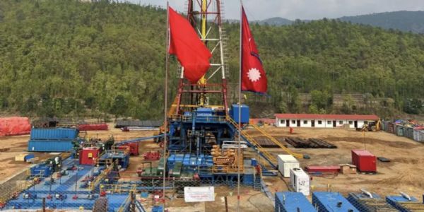 नेपाल के दैलेख में हो रहा उत्खनन