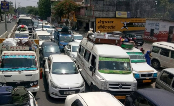 Traffic in Nainital