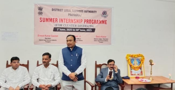 सम्बोधित करते