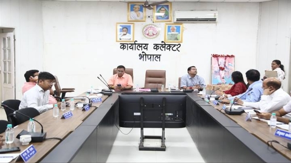 समय - सीमा पत्रों की समीक्षा बैठक