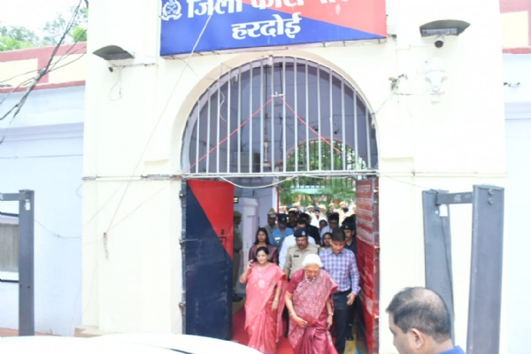 सभी को अपने जीवन में अनुशासन लाना चाहिए,कौशल का विकास होना चाहिए:आनंदी बेन