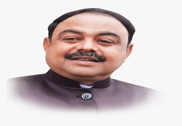 मंती संताेष् कुमार की फाइल फाेटाे