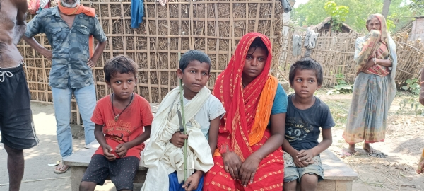 अररिया फोटो:मृतक परिवार के सदस्य