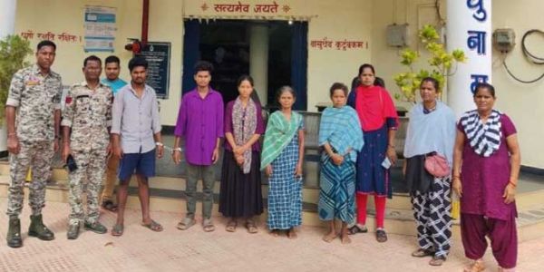 हत्या में शामिल 5 नक्सली गिरफ्तार