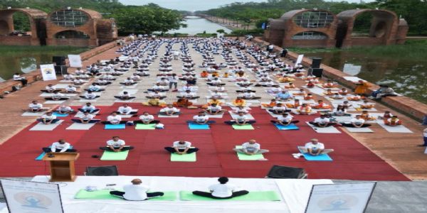 लुंबिनी में योगा दिवस का कार्यक्रम