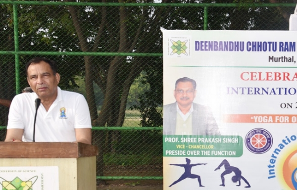 सोनीपत: डीसीआरयूएसटी में हरियाणा भाजपा प्रदेश अध्यक्ष मोहन लाल बड़ौली संबोधित करते हुए।