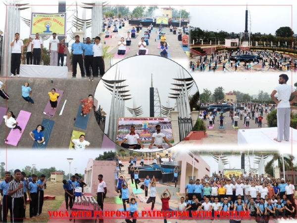 जाेरावर सटेडियम सुंजवा में याेग में ीाग लेते सेना के जवान जाेरावर सटेडियम सुंजवा में याेग में ीाग लेते सेना के जवान