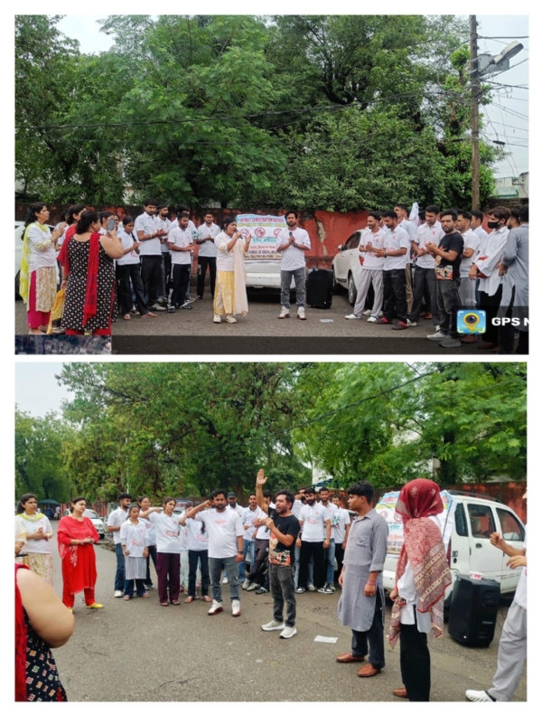 A powerful message about the harmful effects of drugs was conveyed through street play A powerful message about the harmful effects of drugs was conveyed through street play