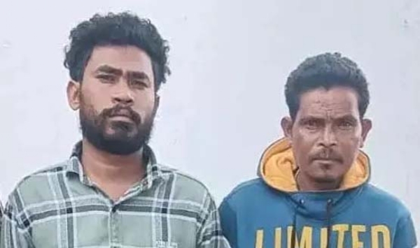 गिरफ्तार आराेपित सरपंच एवं सचिव
