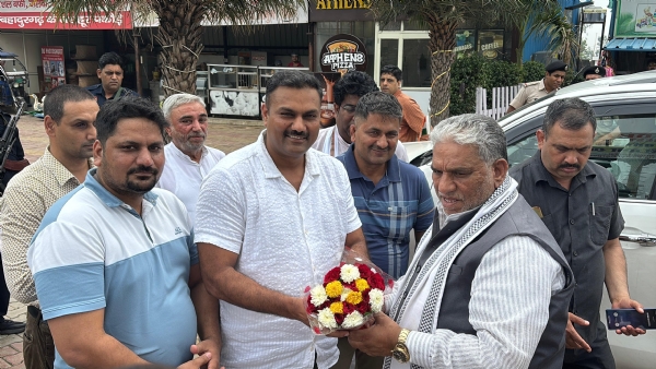 बहादुरगढ़ में हुआ कैबिनेट मंत्री कृष्णलाल पंवार का स्वागत।
