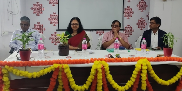 प्रशिक्षण कार्यशाला में शामिल अतिथिगण