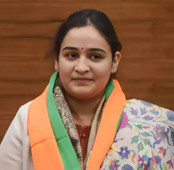 अपर्णा यादव की फ़ाइल फोटो