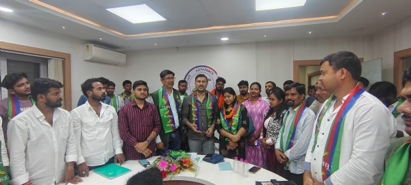 आजसू के बैठक की तस्वीर आजसू के बैठक की तस्वीर